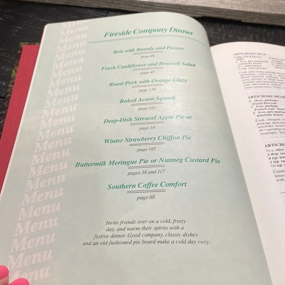 Vintage 1992 Favorite Family Recipes Cookbook!